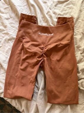 Alphalete Rust leggings with Scrunch-Back Waist